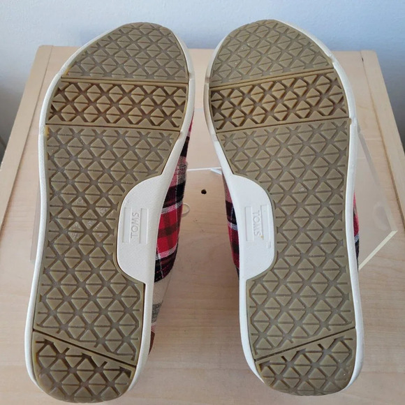 NEW Tom’s Women’s Del Ray Tartan Plaid Sneaker - Red & Brown (Size 6½) - Picture 8 of 15